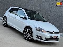 Volkswagen Golf - 1.2 TSI R-line Pano Led Clima Dealer Onh