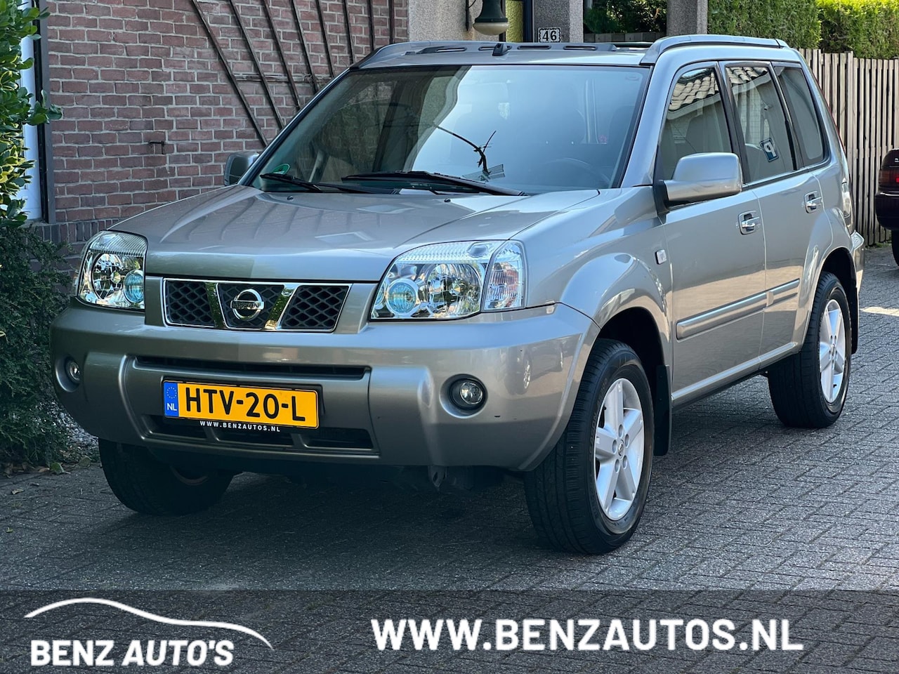 Nissan X-Trail - 2.5 Sport Youngtimer/Automaat/PanoDak - AutoWereld.nl