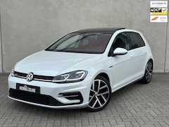 Volkswagen Golf - 1.5 TSI R-Line DSG Pano Leder Trekh LED 18''