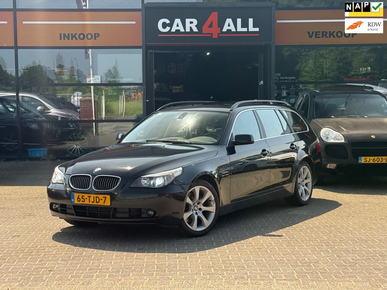 BMW 5-serie Touring - 530d High Executive PANO/LEDER/XENON/320PK/STLVRM/PDC - AutoWereld.nl