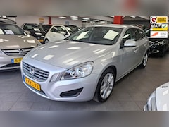 Volvo V60 - 1.6 T3 Momentum
