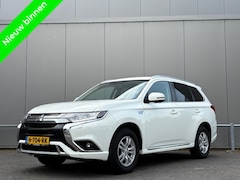 Mitsubishi Outlander - 2.4 PHEV - Apple CarPlay - Keyless - nap - airco - trekhaak