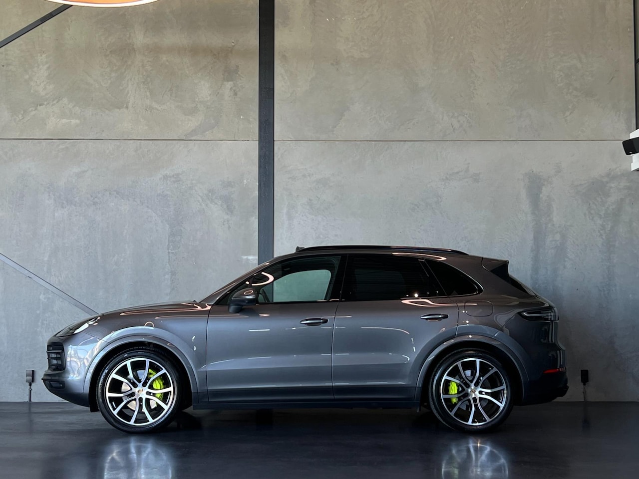 Porsche Cayenne - 3.0 E-Hybrid 3.0 E-Hybrid - AutoWereld.nl