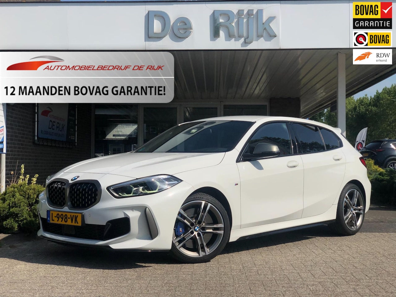 BMW 1-serie - M135i xDrive High Executive 306 PK | Alcantara, 18'' M-Velgen, Navi, PDC, Cruise, M-Sport - AutoWereld.nl