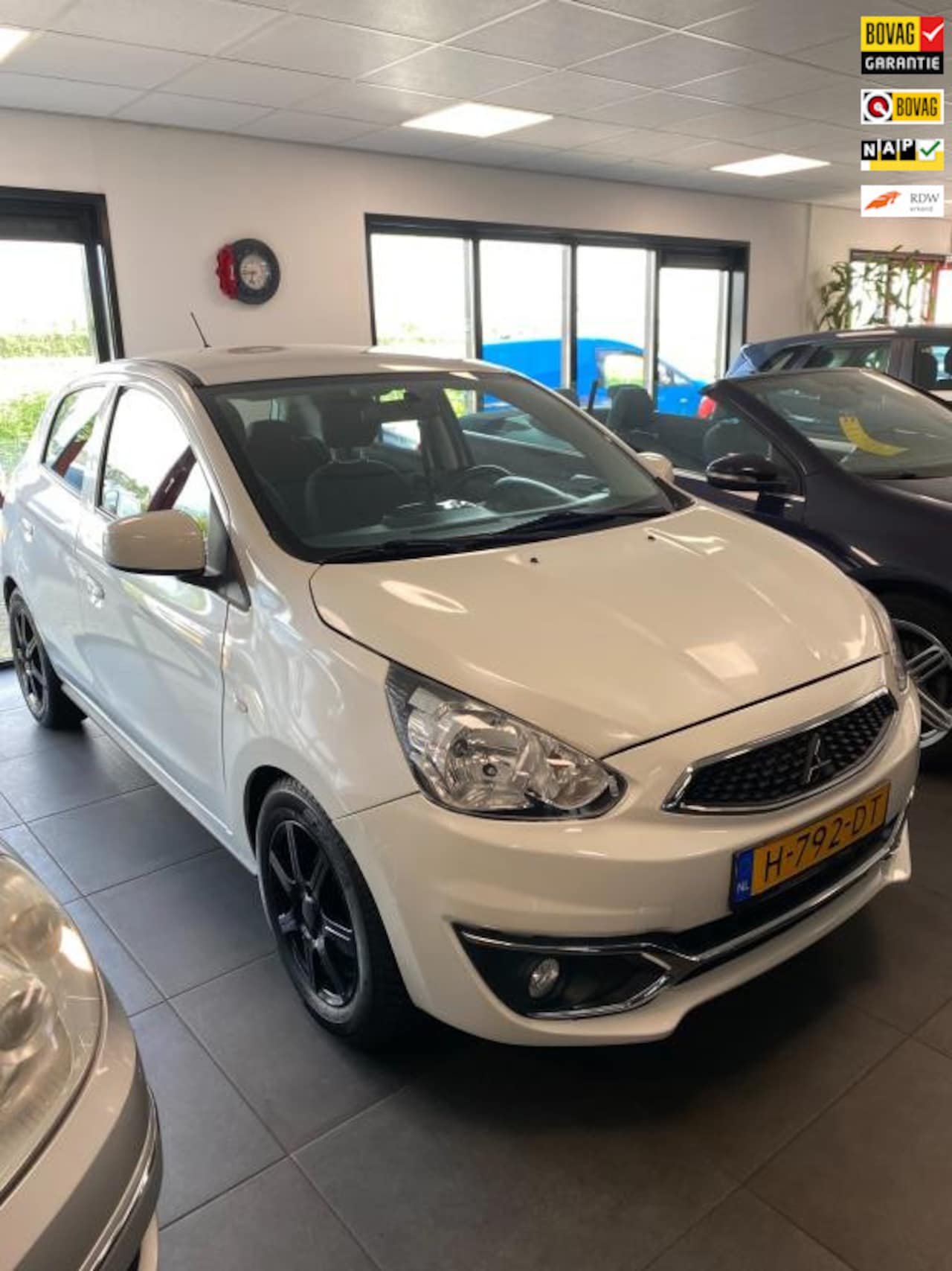 Mitsubishi Space Star - 1.0 Cool+ 1.0 Cool+ - AutoWereld.nl