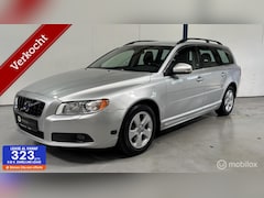 Volvo V70 - 2.5FT Momentum 230PK / AUTOMAAT / YOUNGTIMER