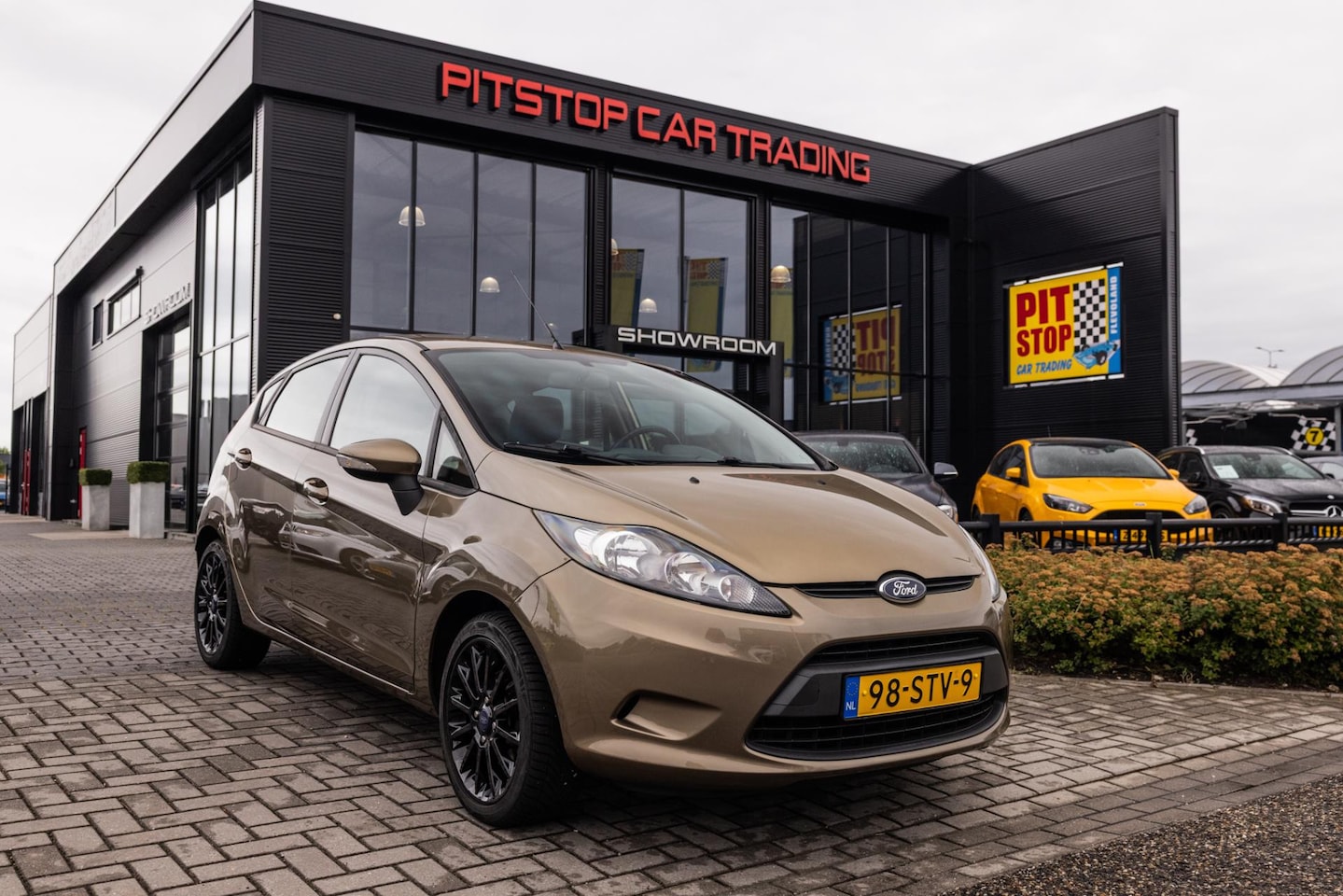 Ford Fiesta - 1.25 Limited 1.25 Limited, NL Auto, Airco, Trekhaak! - AutoWereld.nl