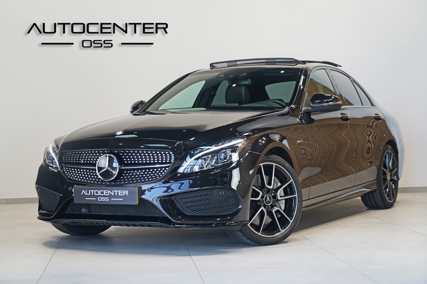 Mercedes-Benz C-klasse - 450 C43 AMG 4MATIC ✅ VOL OPTIE! ✅ PANO ✅ SPORTUITLAAT ✅ ADAP.CRUISE ✅ PARFUM ✅ HEAD-UP - AutoWereld.nl
