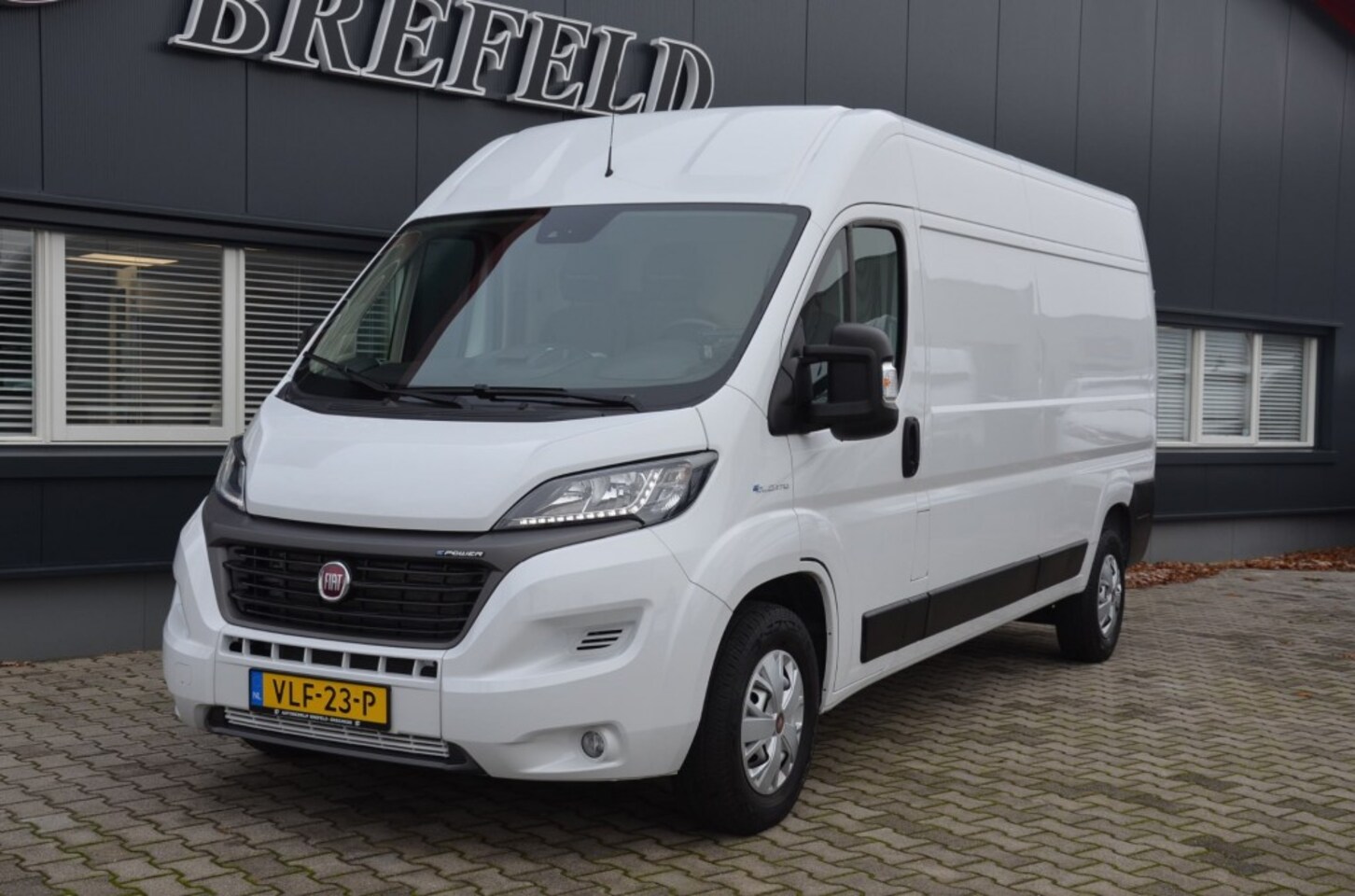 Fiat E-Ducato - 3.5T L3H2 Automaat 47 KWH Ideaal voor de Zero-Emissiezone - AutoWereld.nl