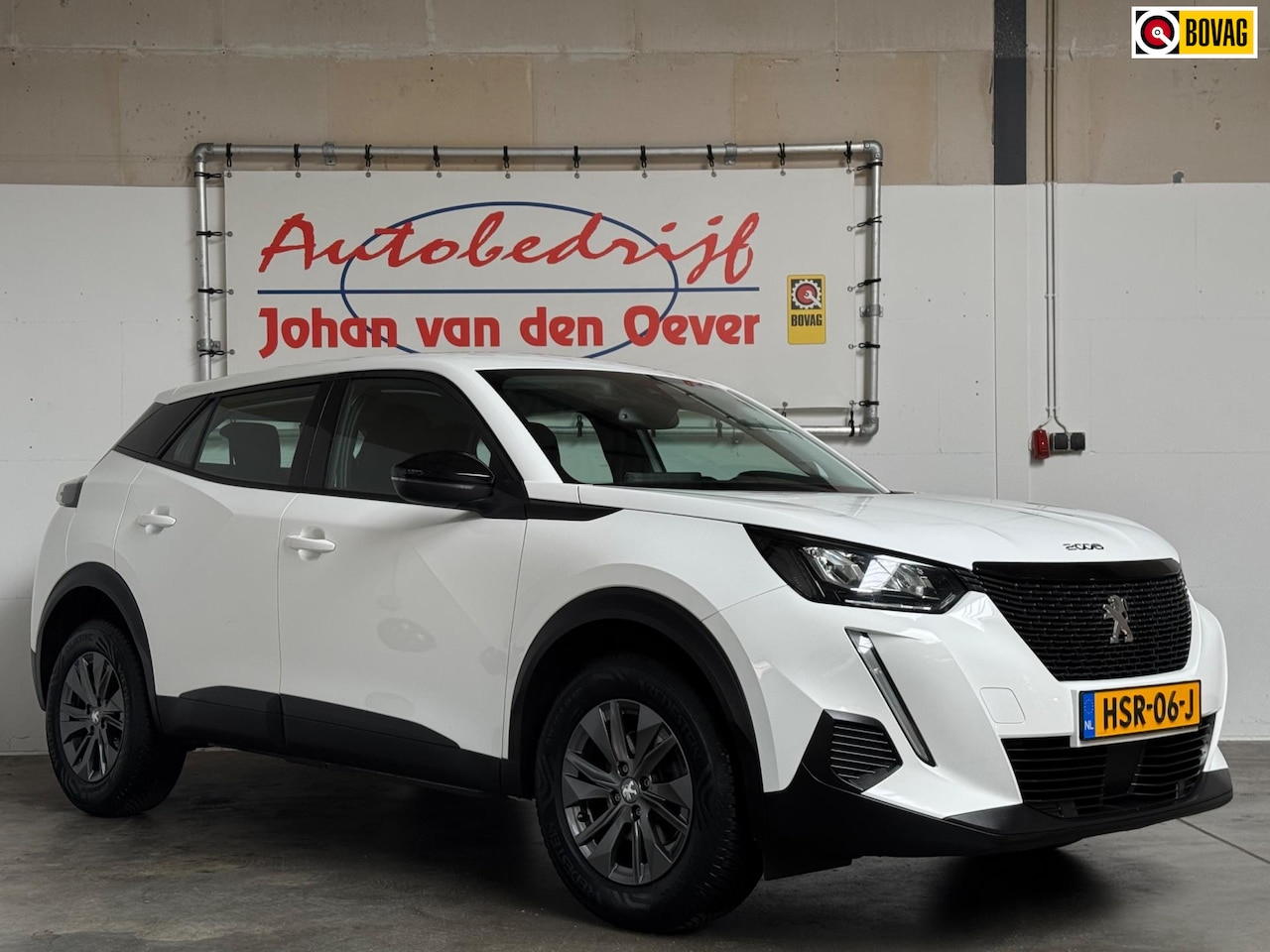 Peugeot 2008 - 1.2 PureTech Active|Carplay|Camera|Stoelverwarming| - AutoWereld.nl