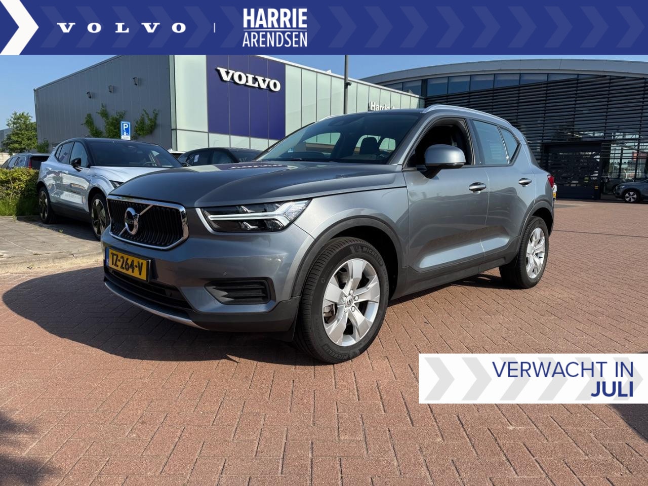 Volvo XC40 - 2.0 T4 Momentum | Cruise Control | Trekhaak | Parkeercamera | 18 inch velgen | DAB Radio | - AutoWereld.nl