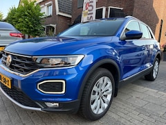 Volkswagen T-Roc - 1.5 TSI SPORT