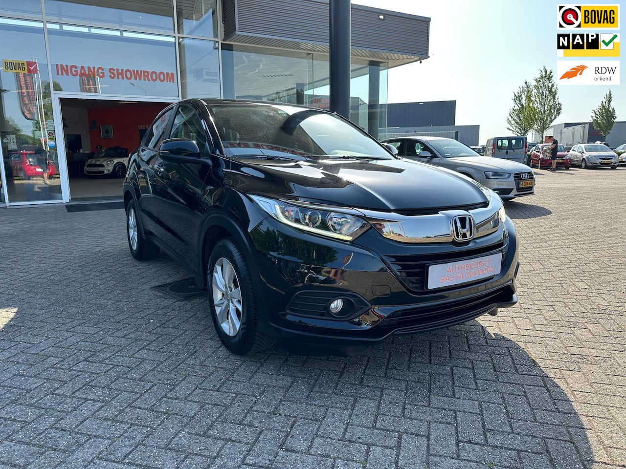 Honda HR-V - 1.5 i-VTEC Elegance 1.5 i-VTEC Elegance, Navi, Camera, Clima. - AutoWereld.nl