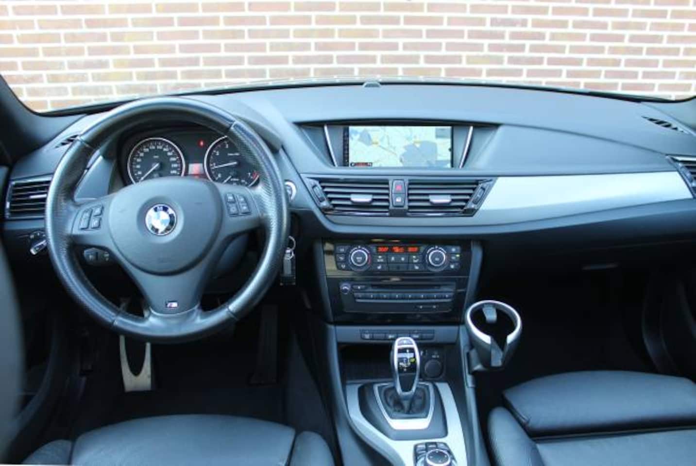 BMW X1 - xDrive 20i 184pk Aut. Luxury Line