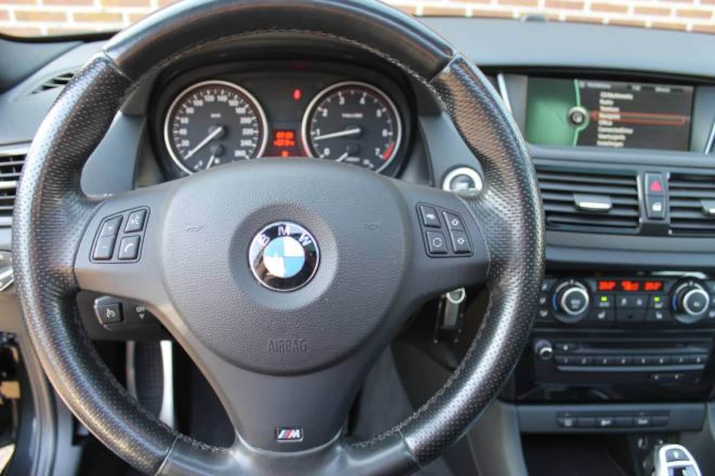 BMW X1 - xDrive 20i 184pk Aut. Luxury Line