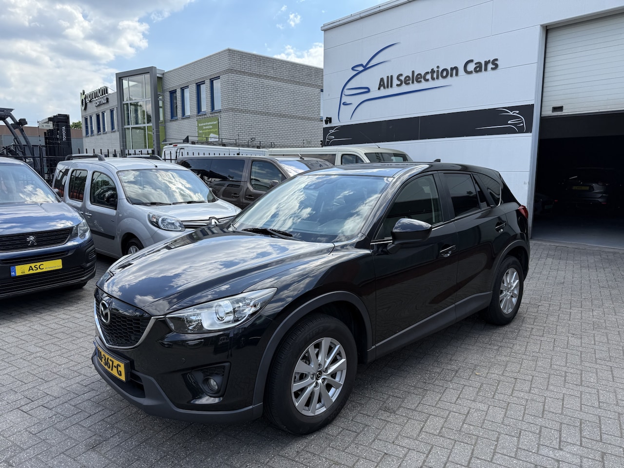 Mazda CX-5 - 2.0 4WD - Navigatie - Xenon - Volledig Onderhouden - Zeer Nette Staat ! - AutoWereld.nl