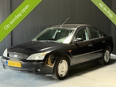 Ford Mondeo - 1.8-16V First Edition|AIRCO|CRUISE|TREKHAAK|NAP|