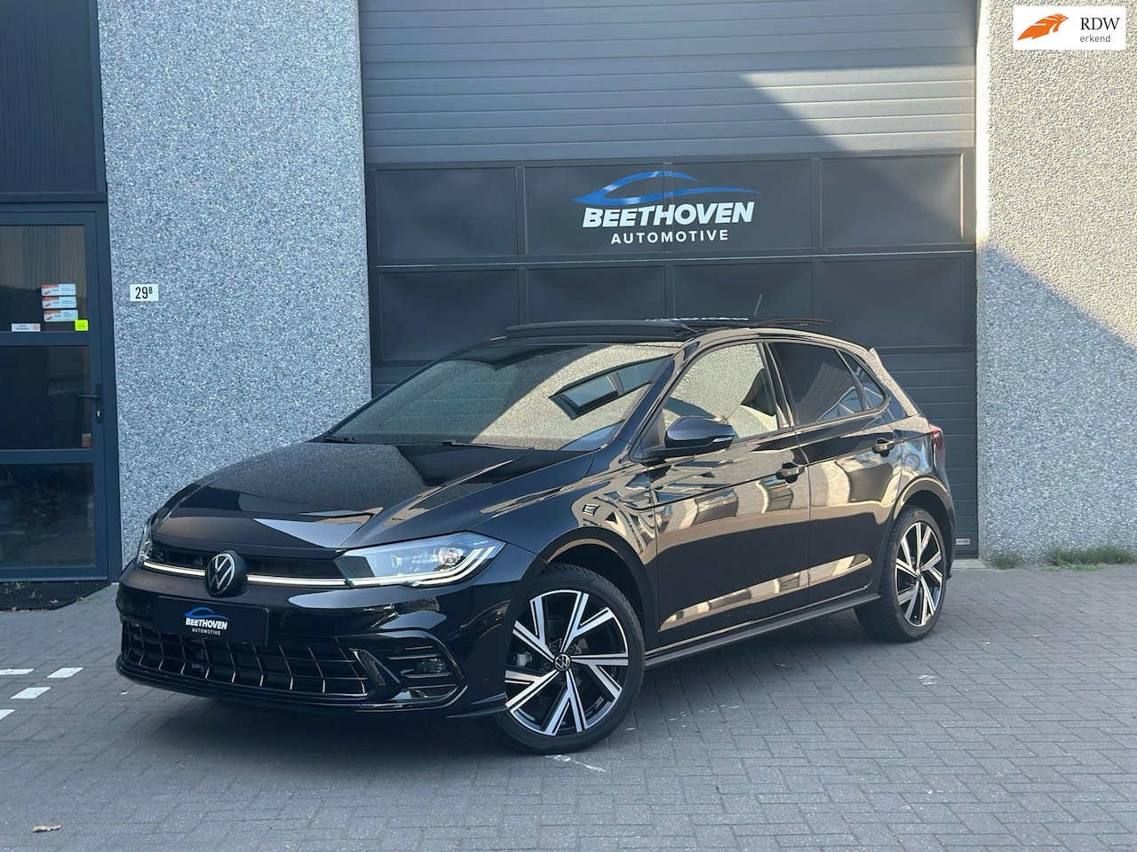 Volkswagen Polo - 1.0 TSI R-Line Edition 1.0 TSI R-Line Edition - AutoWereld.nl