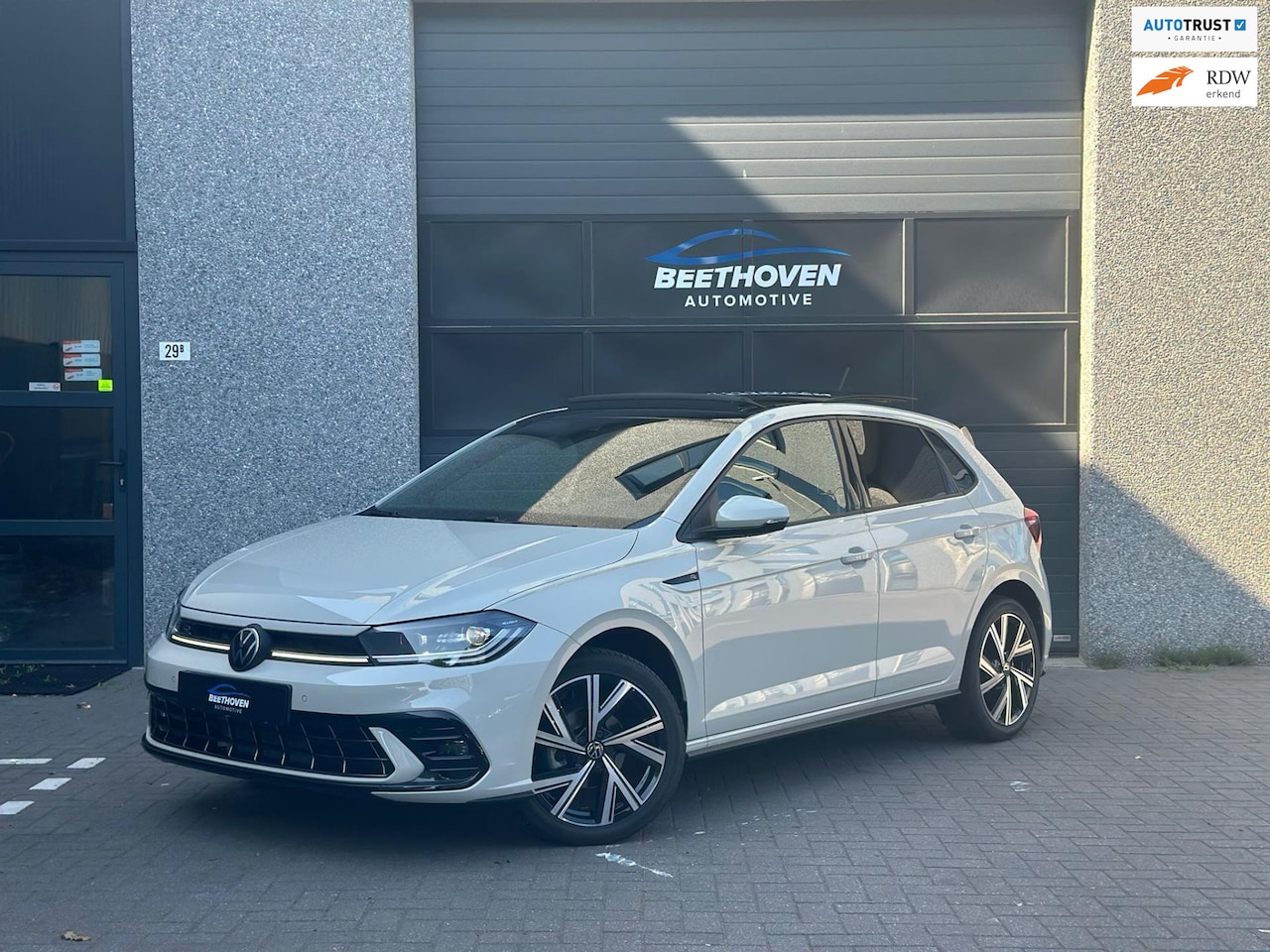 Volkswagen Polo - 1.0 TSI R-Line Edition 1.0 TSI R-Line Edition - AutoWereld.nl