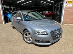 Audi A3 Sportback - 1.4 TFSI S-LINE/ PANO/CARPLAY/