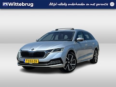 Skoda Octavia Combi - 1.4 TSI iV PHEV Style / Panoramadak / Virtual Cockpit / 18" LMV / LED Matrix / Navi / Came