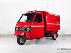 Piaggio Ape - - Ferrari Coffee Service - Carbon Interior