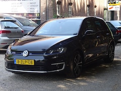 Volkswagen Golf - 1.4 TSI GTE DSG & HYBRID STORING