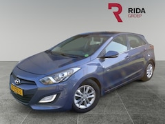 Hyundai i30 - 1.6 GDI i-Vision