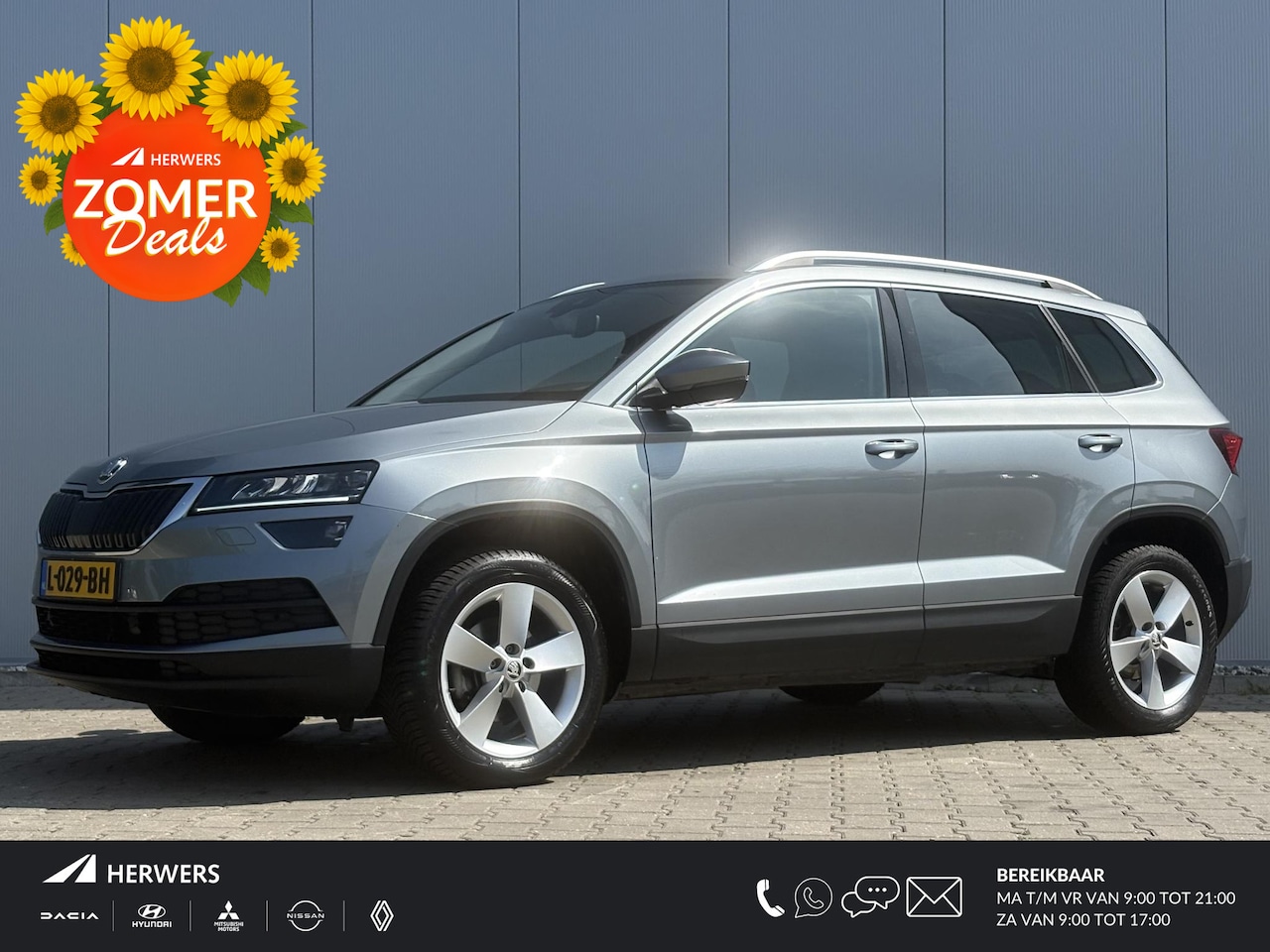 Skoda Karoq - 1.5 TSI ACT Sportline Business / Automaat / Navigatie / Apple Carplay/Android Auto / Stoel - AutoWereld.nl
