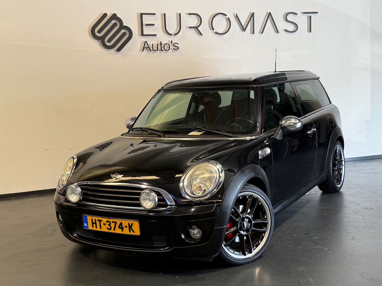 MINI Clubman - Mini 1.4 One Anniversary Airco 18'' Velgen Nieuwe Apk - AutoWereld.nl