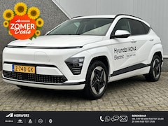 Hyundai Kona - Comfort Smart 65.4 kWh / Dodehoek sensor / Navigatie / Achteruitrijcamera / Elektrische ac