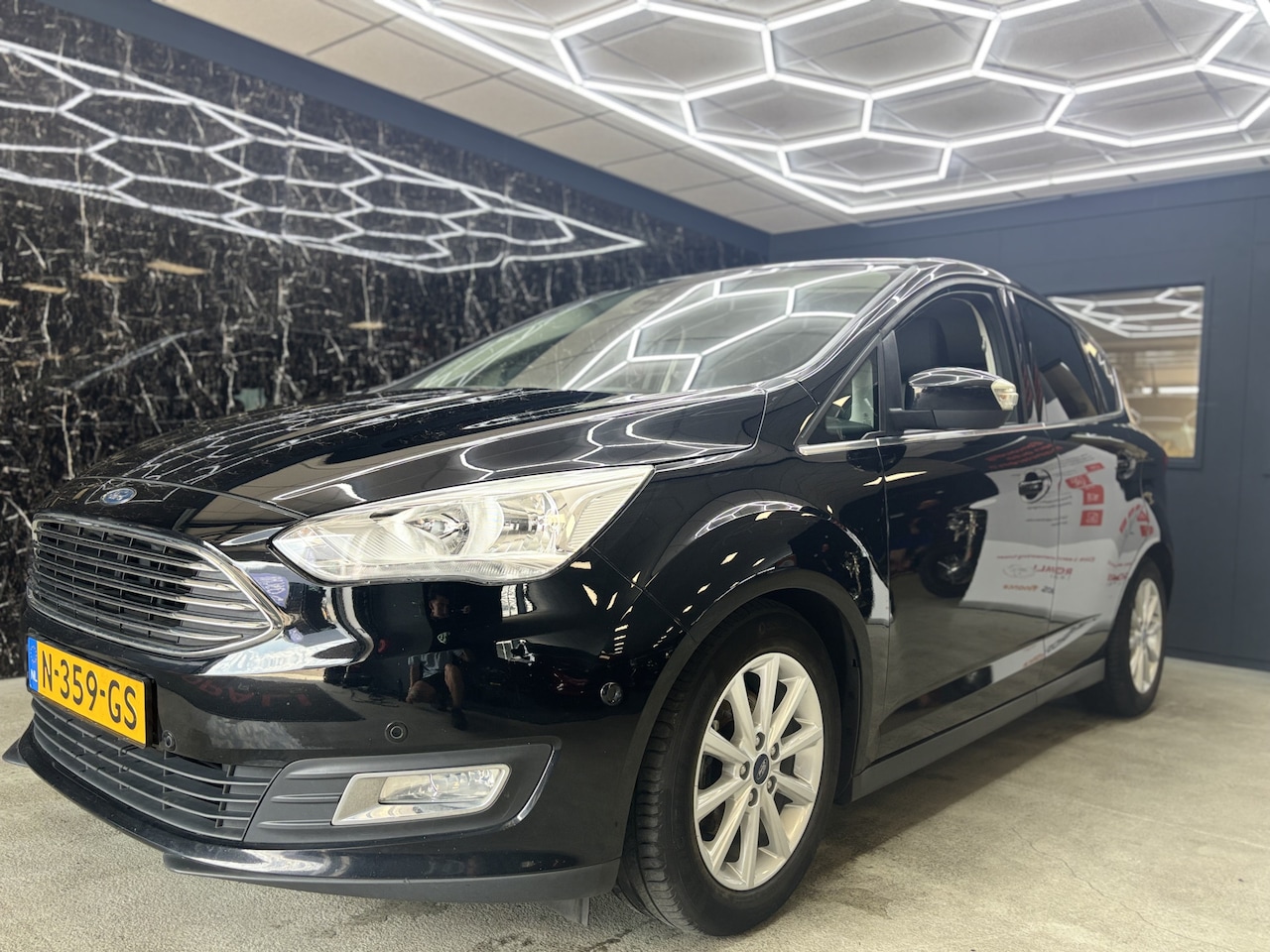 Ford C-Max - 1.0 Titanium 1.0 Titanium - AutoWereld.nl