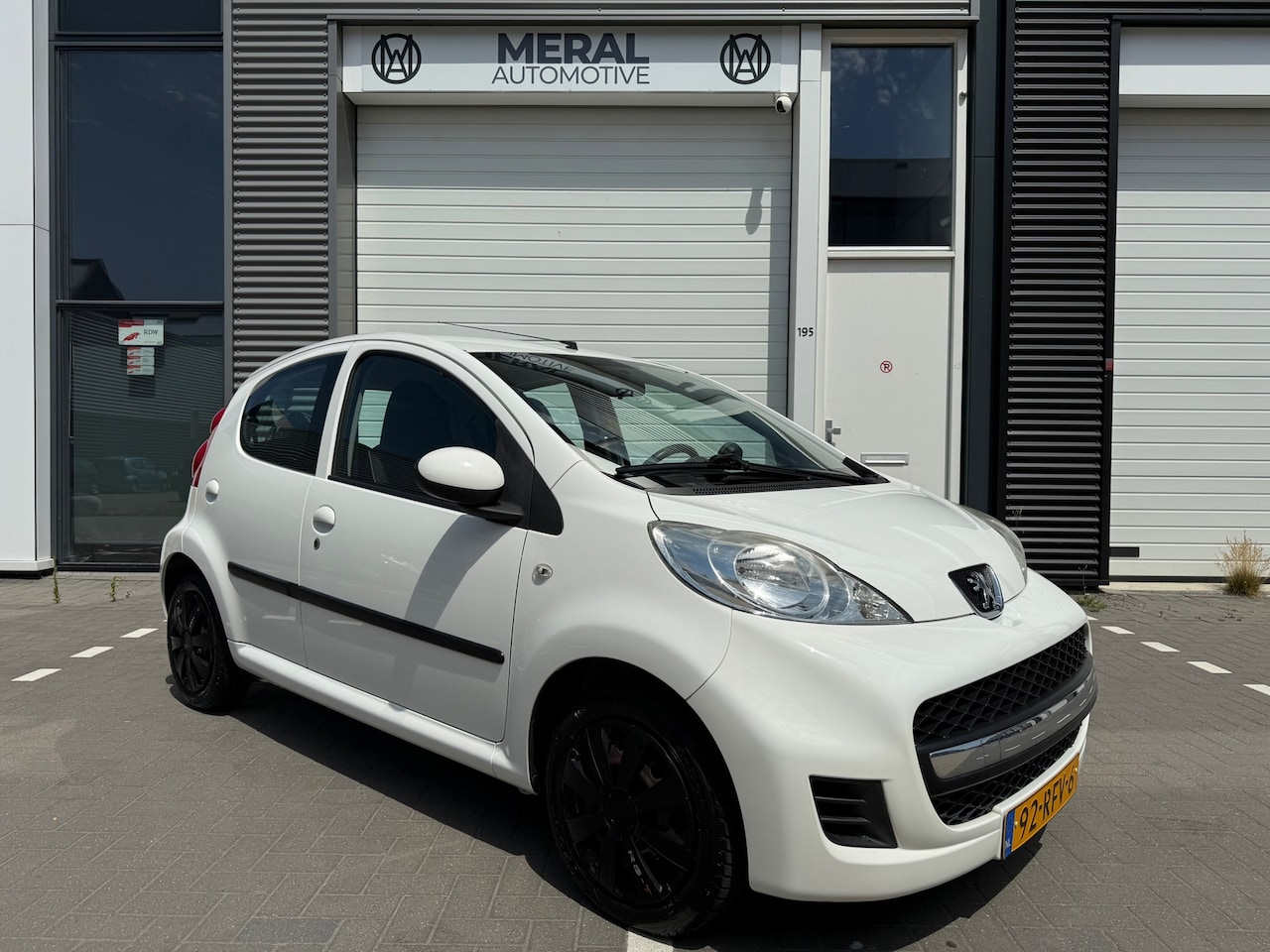 Peugeot 107 - 1.0-12V XS 5Drs Airco NAP 1ste eigenaar - AutoWereld.nl