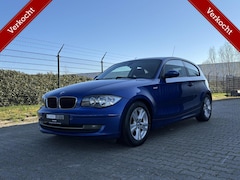 BMW 1-serie - 118i Business Line, Airco, Sportstoelen
