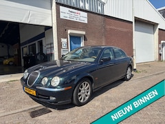 Jaguar S-type - 3.0 V6 Executive AIRCO &LEER&RIJDT PERFECT