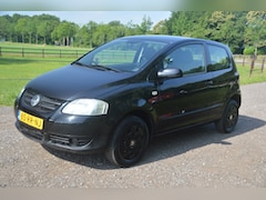 Volkswagen Fox - 1.4 Trendline Zwart APK Januari 2026