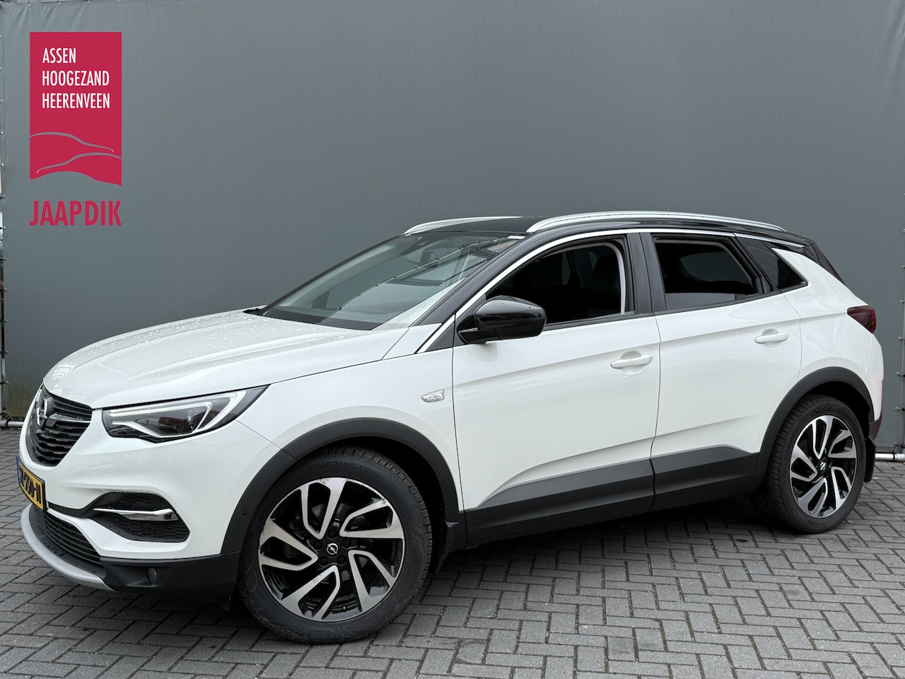 Opel Grandland X - BWJ 2018 1.2 Turbo 131 PK Ultimate TREKHAAK / APPLE CARPLAY / ANDROID AUTO / NAVI / CLIMA - AutoWereld.nl