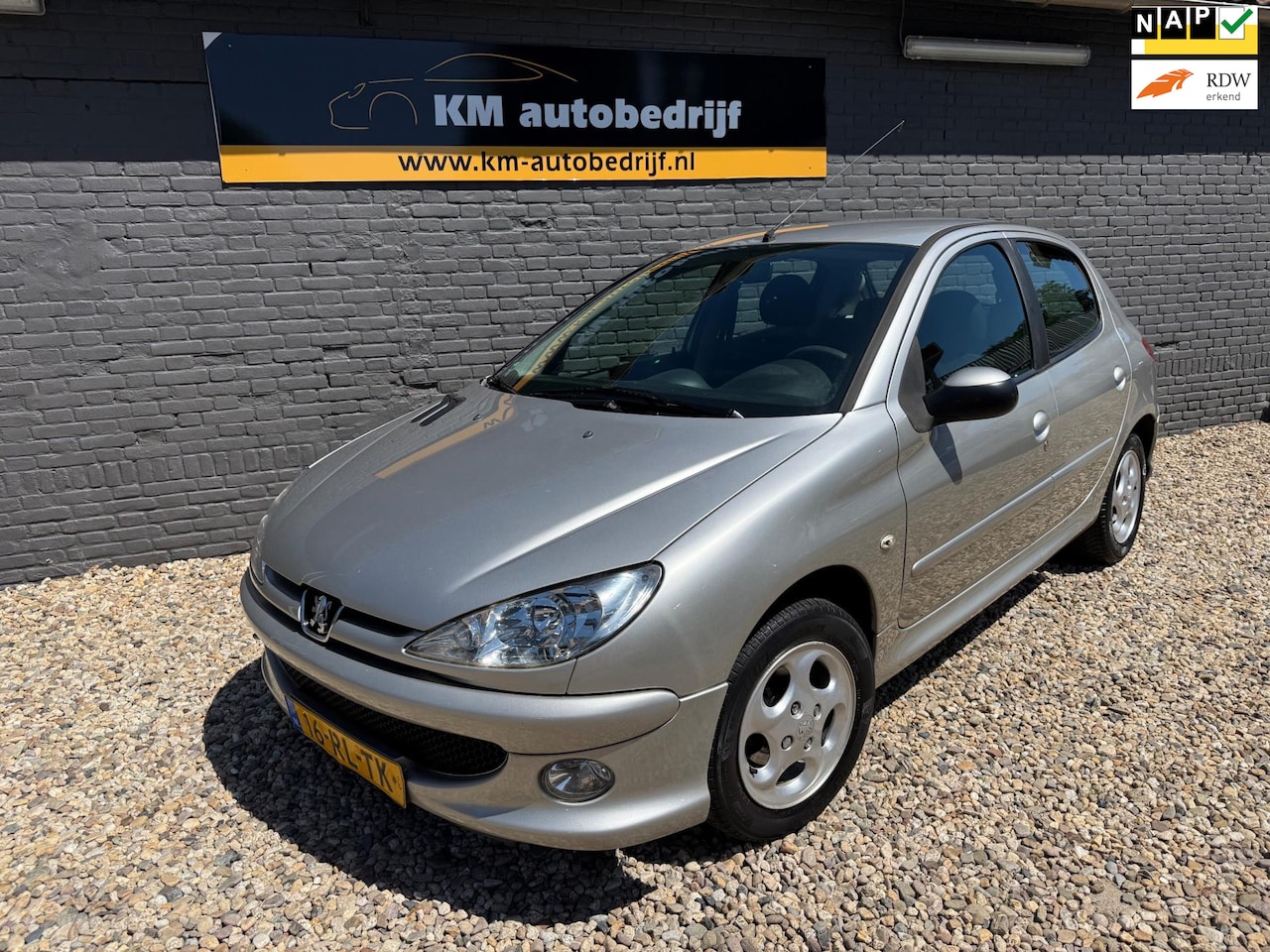 Peugeot 206 - 1.4 Air-line 2*Airco*NieuweApk* - AutoWereld.nl