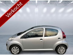 Peugeot 107 - 1.0 Blue. Airco. Navi
