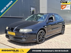 SEAT Leon - 1.8-20VT Sport LEZEN & KIJKEN