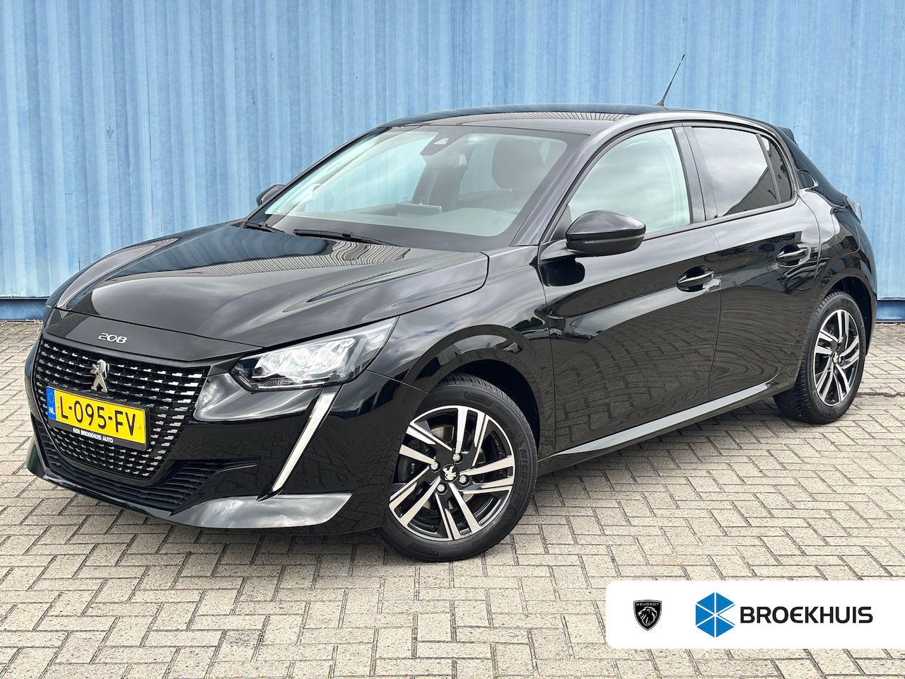 Peugeot 208 - Allure Pack Airco AUTO | Camera achter | Cruise Control | NAVI Fullscreen | DAB - AutoWereld.nl