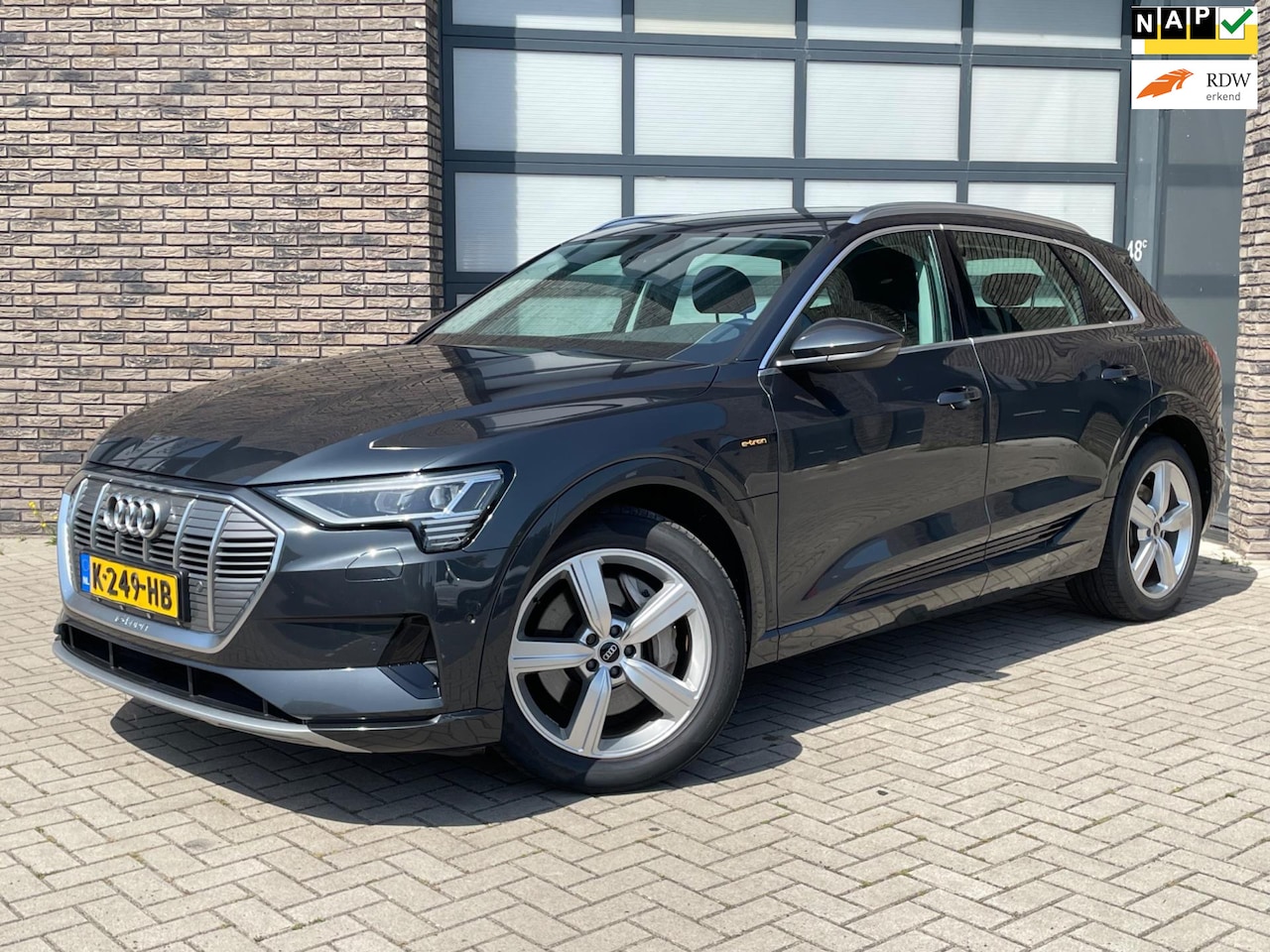 Audi e-tron - 55 quattro Business edition 95 kWh | SOH 90% | Cruise Control | Climate Control | Incl. BT - AutoWereld.nl