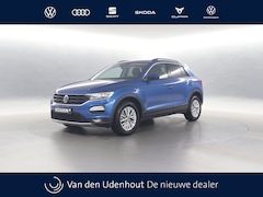 Volkswagen T-Roc - 1.0 TSI 110pk Style Navigatie Clima