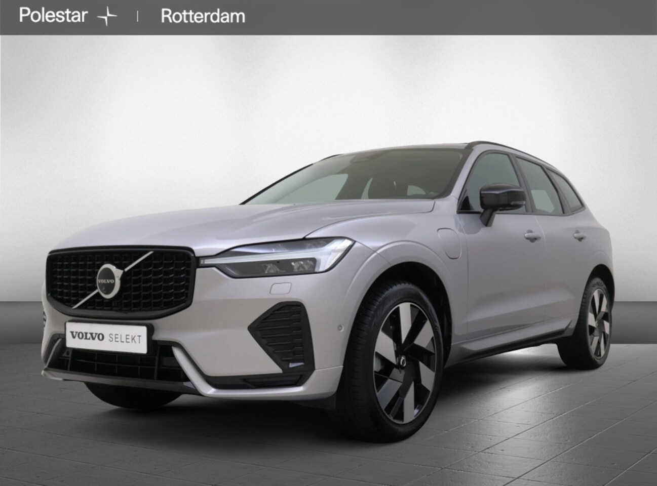 Volvo XC60 - T6 AWD Ultra Dark | Trekhaak | 360° Camera | Panoramadak | - AutoWereld.nl