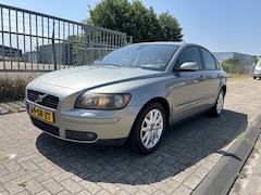 Volvo S40 - 2.4 Edition II / 5 Cilinder Automaat /
