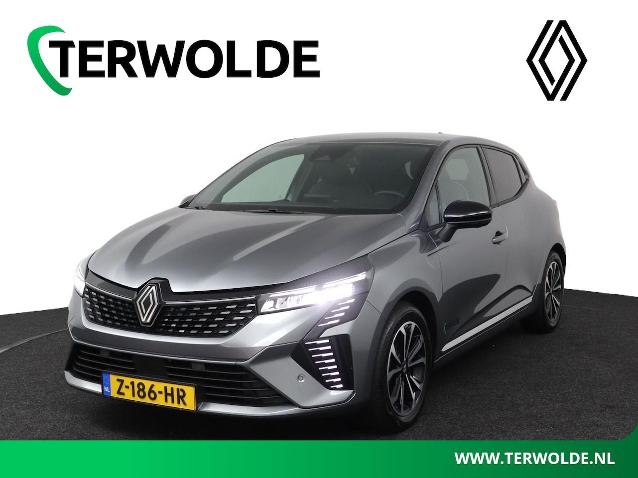 Renault Clio - 1.6 E-Tech Full Hybrid 145 techno | Trekhaak | Navigatie | Adaptive Cruise | Verwarmde Voo - AutoWereld.nl