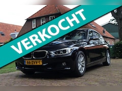 BMW 3-serie - 320i Upgrade Edition Aut | Xenon | Stoelverwarming | Slechts 129.000KM | Luxe Leder | Trek