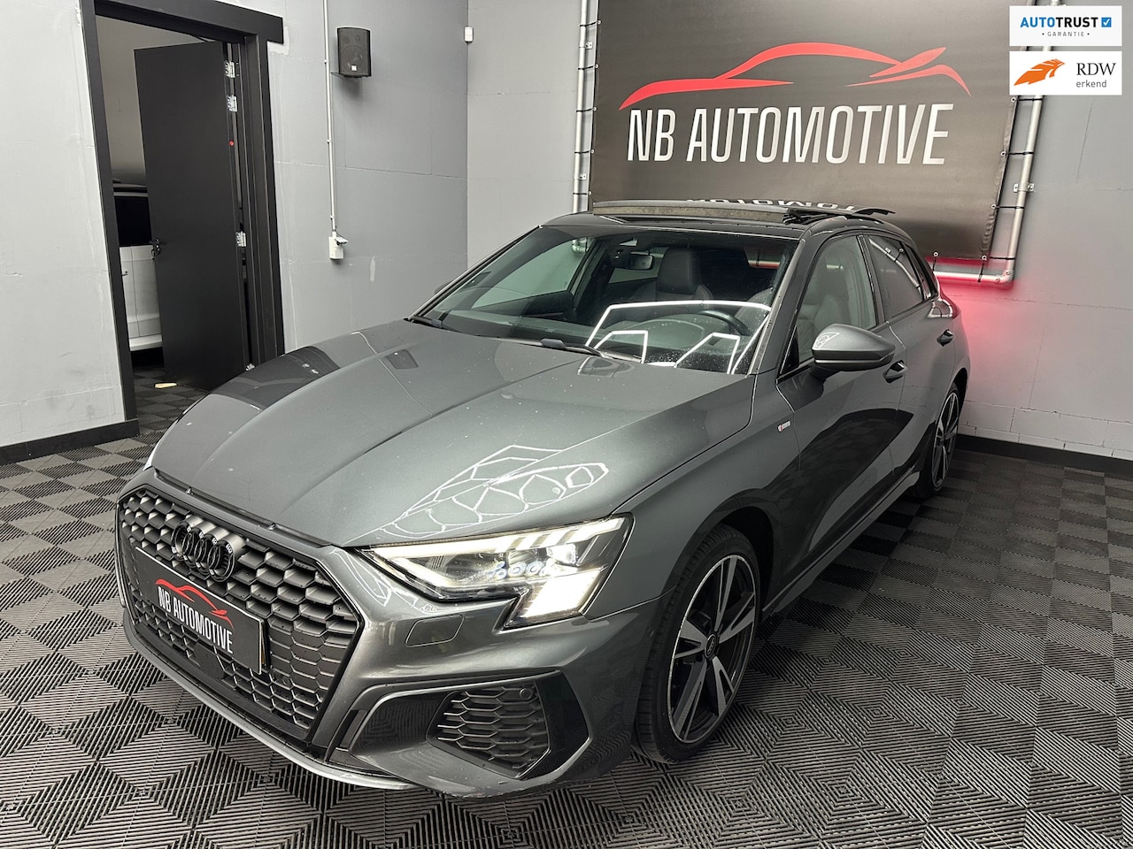 Audi A3 Sportback - 35 TFSI S edition 35 TFSI S edition - AutoWereld.nl