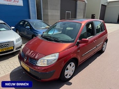 Renault Scénic - 2.0-16V Dynamique 2006 - APK mei 2026 Panoramadak Leuke auto met trekhaak, Airco, 4 elektr
