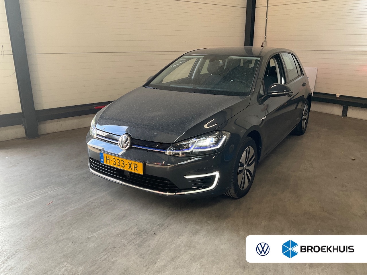 Volkswagen e-Golf - E-DITION 136 pk | Airco (automatisch) | Buitenspiegels elektrisch verstel- en verwarmbaar - AutoWereld.nl